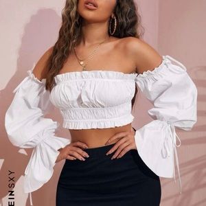 Size XS white puffer top